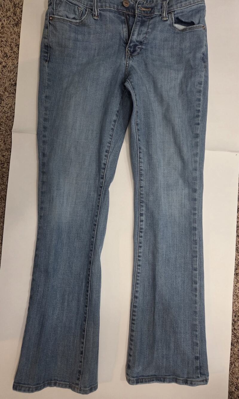 Old Navy "The Sweetheart" Jeans Womens Size 4 Short Stretch Light Wash